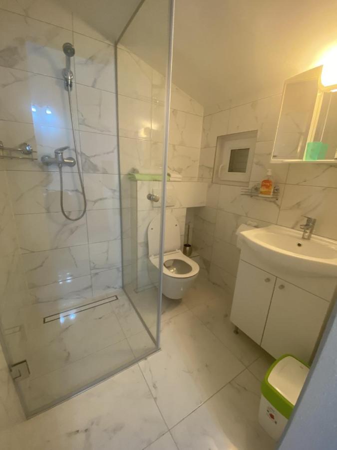 Apartman Freja II โปดสตรานา ภายนอก รูปภาพ